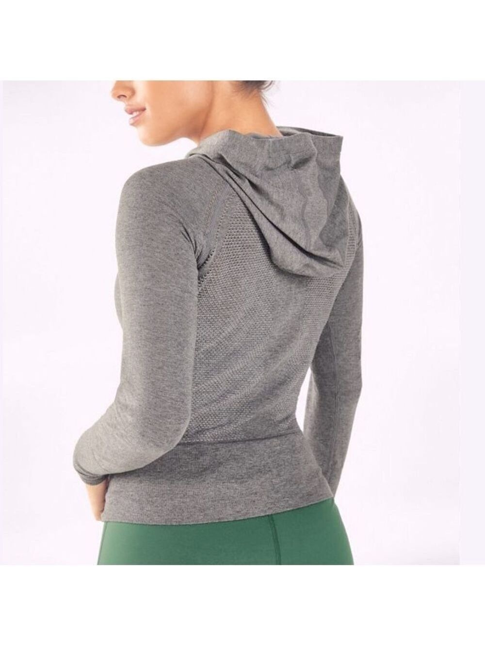 Fabletics Anna Seamless Hoodie NWT Long Sleeve Top Open Ventilation Size Large - Picture 3 of 16